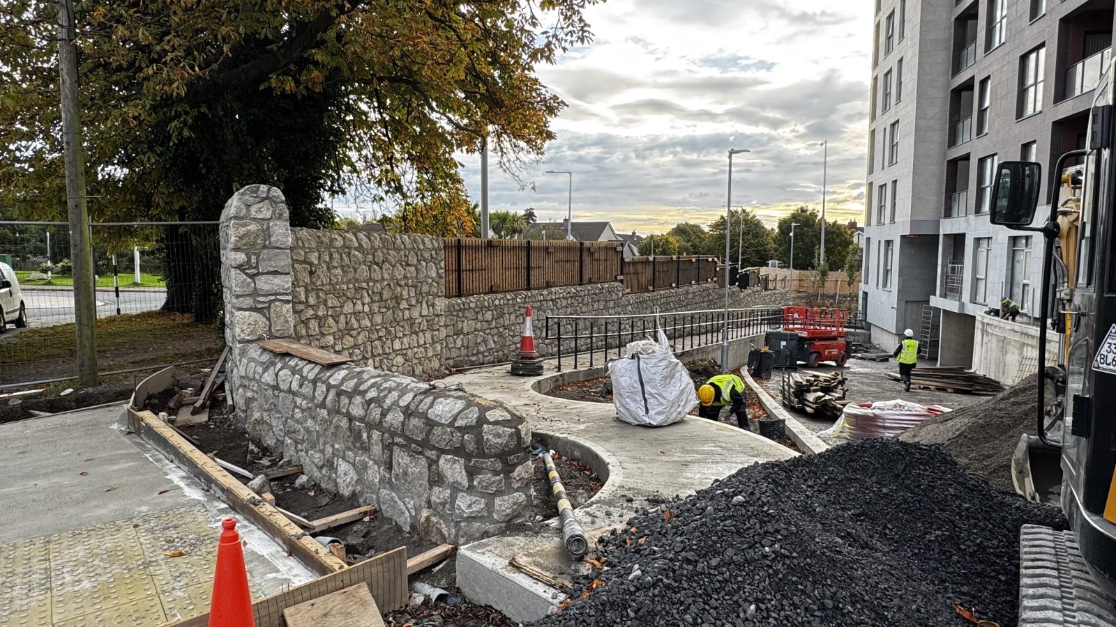 Granite boundary wall and pillar, Dublin development