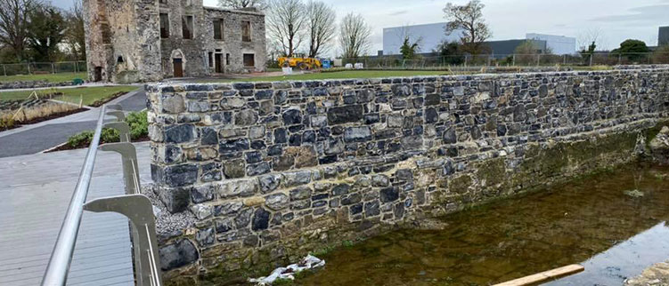 Premium Stone Fireplace Craftsmanship